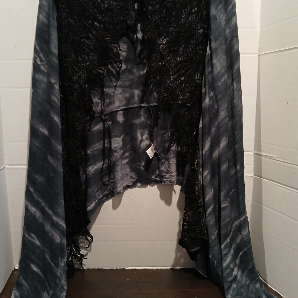 Ladies oneworld live and let live Shawl Wrap with Fringe Size Small